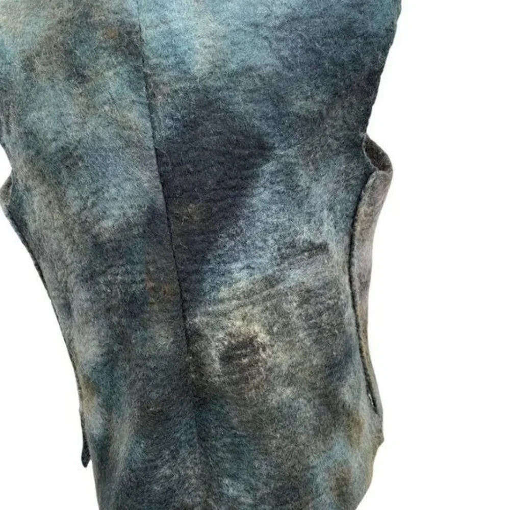 Handcrafted Felted Wool Grey Cotton Wool Vest - Picture 6 of 9
